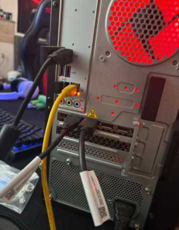 herny-pc-acer-nitro-n50-gaming-i5-12400f-big-1