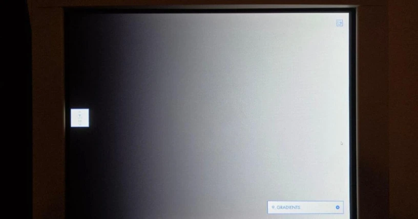 crt-monitor-hp-p1130-p4819-sony-cpd-g520-big-2