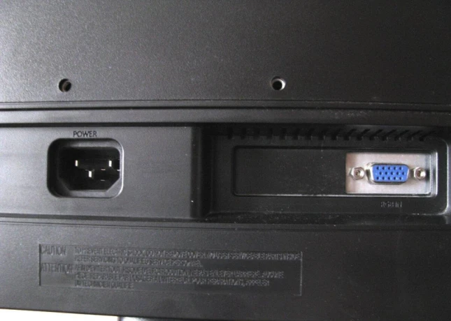 samsung-e1920n-big-4