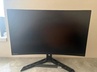 predam-herny-monitor-lenovo-legion