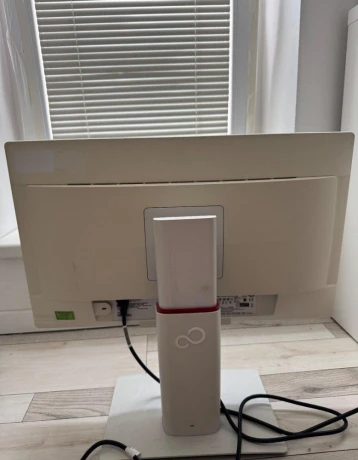 fujitsu-pc-monitor-big-1