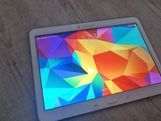 tablet-samsung-galaxy-tab4
