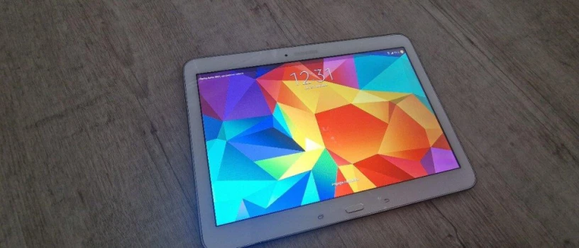 tablet-samsung-galaxy-tab4-big-0