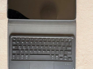 xiaomi-pad-6-6-pro-klavesnicove-puzdro-s-touchpadom-ako