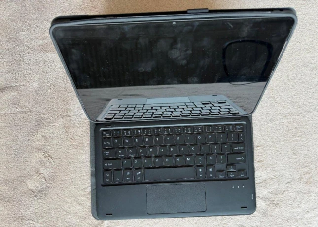 xiaomi-pad-6-6-pro-klavesnicove-puzdro-s-touchpadom-ako-big-1