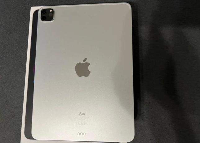 ipad-pro-m1-128-gb-wifi-11-palcovy-big-2