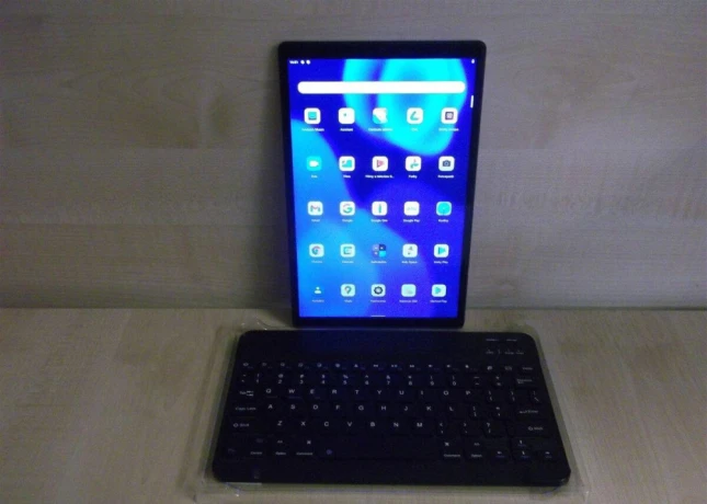 lenovo-tab-m10-hd-klavesnica-big-0
