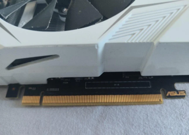 gtx-1070-asus-white-8gb-big-1