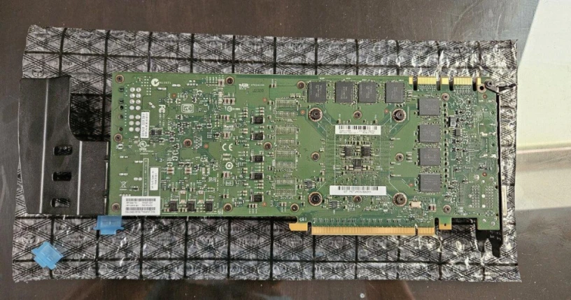 nvidia-quadro-k5200-big-4