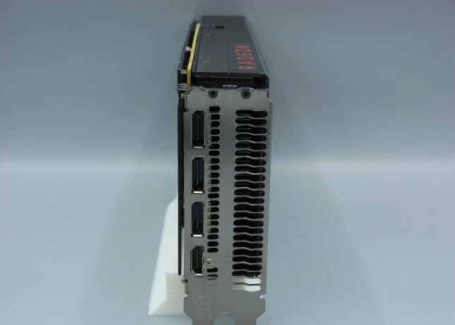 xfx-amd-radeon-rx-480-8gb-ddr5-pci-e-big-1
