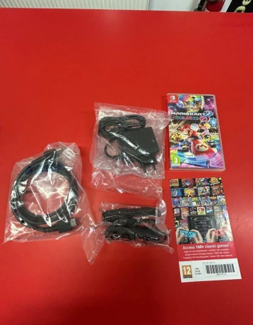 nintendo-switch-oled-64gb-big-2