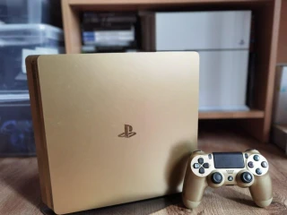 ps4-slim-gold-edition