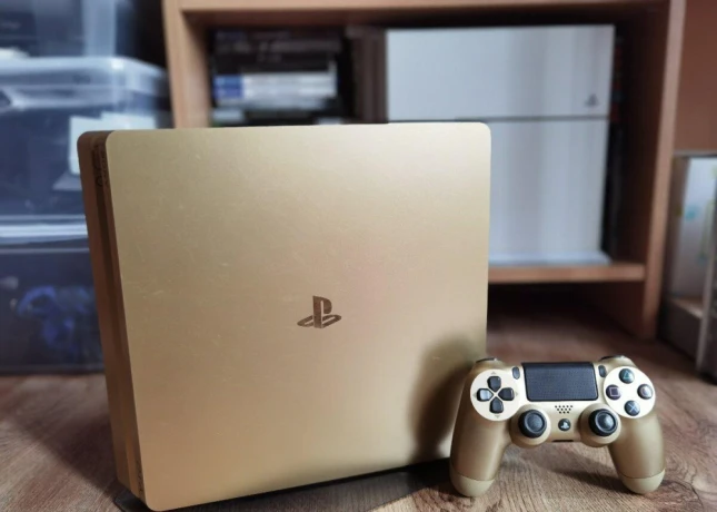 ps4-slim-gold-edition-big-0