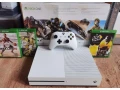 xbox-one-s-1tb-small-1