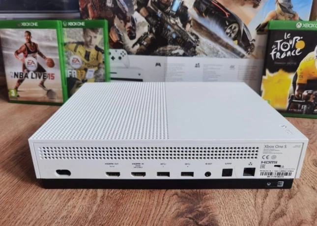 xbox-one-s-1tb-big-4