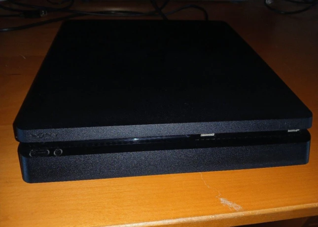 playstation-4-slim-500gb-ps4-big-4