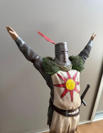 solaire-of-astora-big-3