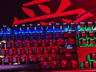 glorious-gmmk-full-size-rgb-gateron-brown-us-layout-kompl