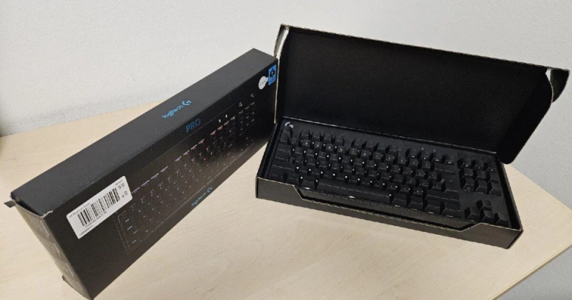 predam-logitech-gaming-g-pro-920-big-1