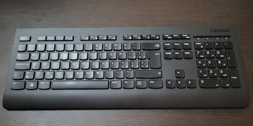 klavesnica-lenovo-professional-wireless-keyboard-big-0