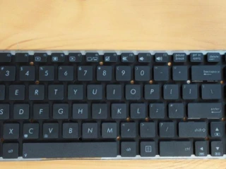 predam-novu-klavesnicu-na-ntb-asus-a55k55vdr500