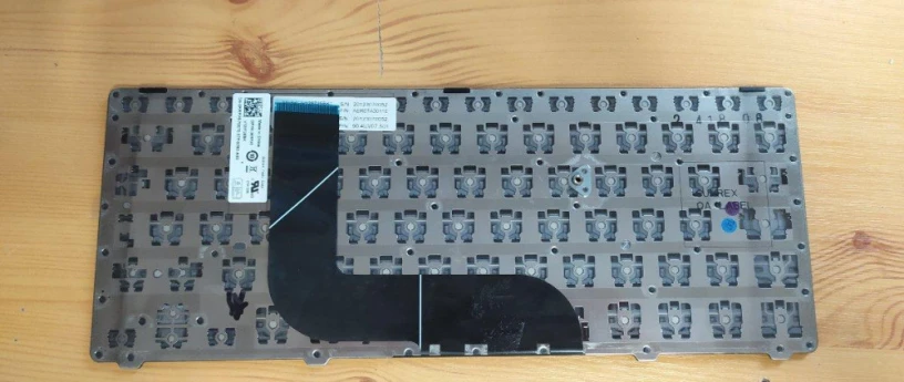klavesnica-ntb-dell-inspiron-14z-5423-13z-5323-vostro-3360-big-1