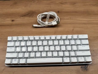 razer-huntsman-mini-purple-switch