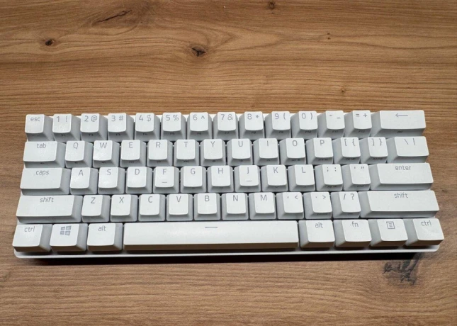 razer-huntsman-mini-purple-switch-big-1