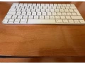 apple-magic-keyboard-touch-id-white-mk293cza-small-4