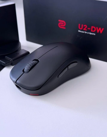 zowie-by-benq-u2-dw-blackv-zaruke-big-1