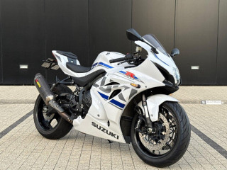 suzuki-gsx-r-1000