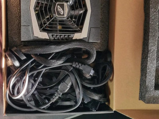 fsp-aurum-pt-1200fm-plne-modularny-zdroj-80-platinum-1200w