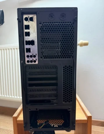 pc-skrina-zalman-big-2
