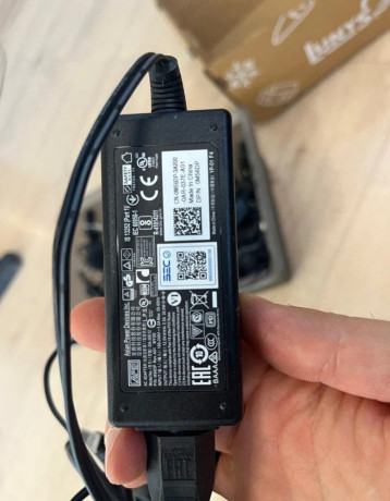 krabica-napajacich-adapterov-mikrotik-24-v-12-v-big-2
