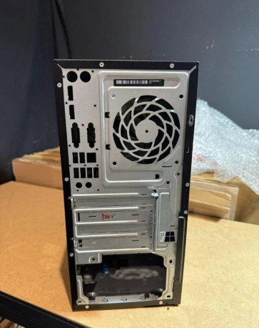 hp-prodesk-600-g2-skrinka-sasi-na-diely-big-2