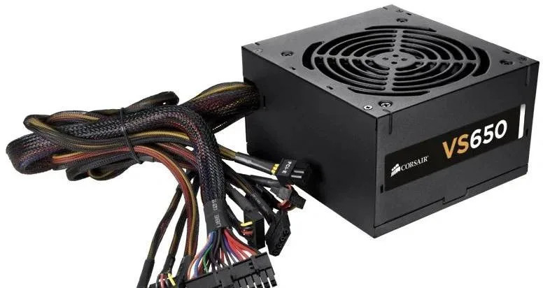 pc-zdroj-corsair-650-w-80-plus-atx-120-mm-ventilator-big-0