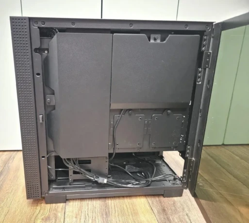 razer-tomahawk-atx-big-4