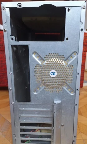 pc-skrinka-atx-strieborna-big-4