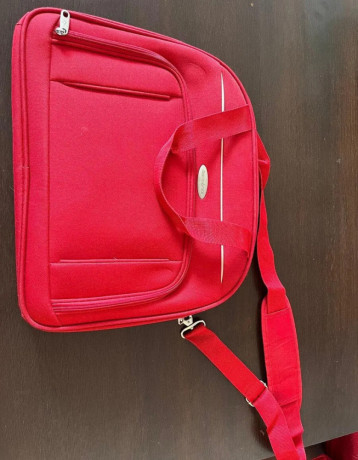 predam-cestovna-taska-taska-na-notebook-od-renom-big-2