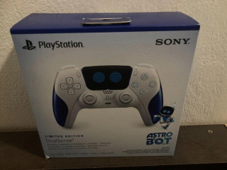 predam-joystick-astrobot-dualsense-na-playstation-5-novy
