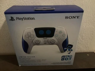 predam-joystick-astrobot-dualsense-na-playstation-5-novy