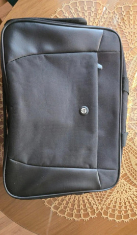 taska-na-notebook-big-0