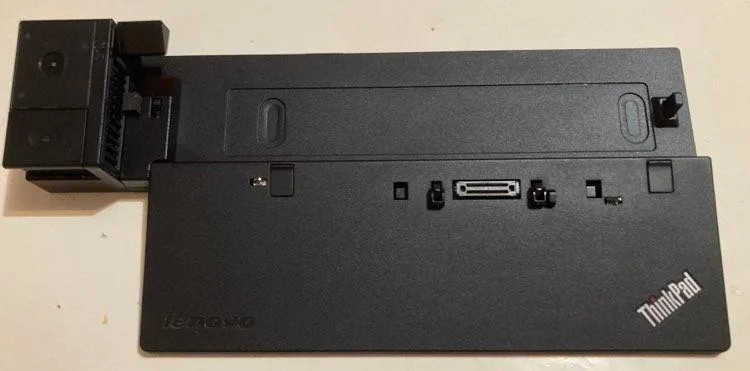 lenovo-thinkpad-pro-dock-40a1-dock-nabijacka-big-2
