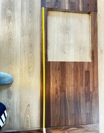 kuchynska-pracovna-doska-ikea-karlby-orech-big-1