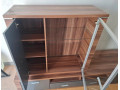 predam-masivnu-skrinku-pod-tv-komodu-small-3
