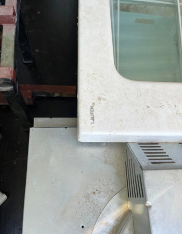vana-laufen-laminatova-nepouzita-big-0
