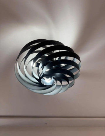 moderne-cierne-stropne-svietidlo-luster-spiralovy-dizajn-big-2