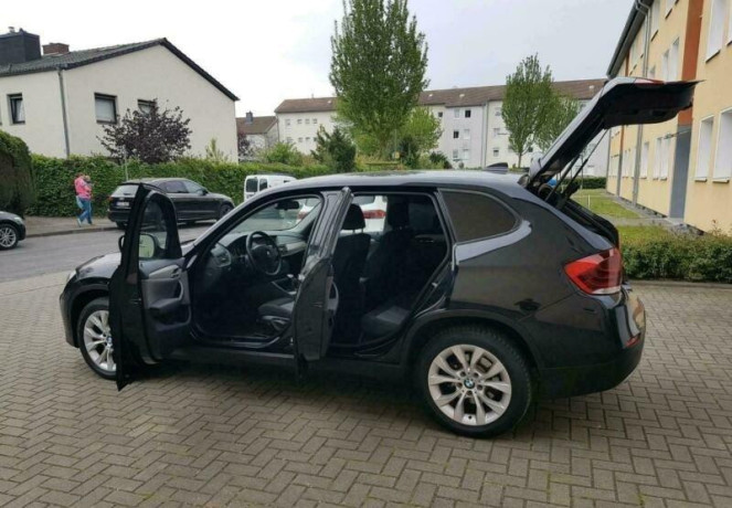 bmw-x1-18d-105kw-big-0