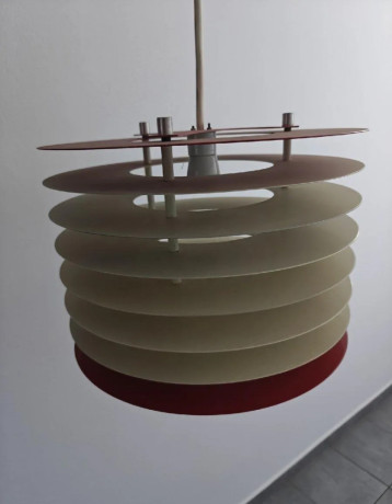 retro-zavesna-lampa-luster-80roky-big-3