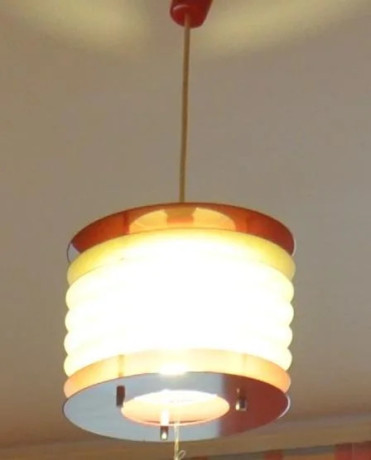 retro-zavesna-lampa-luster-80roky-big-2